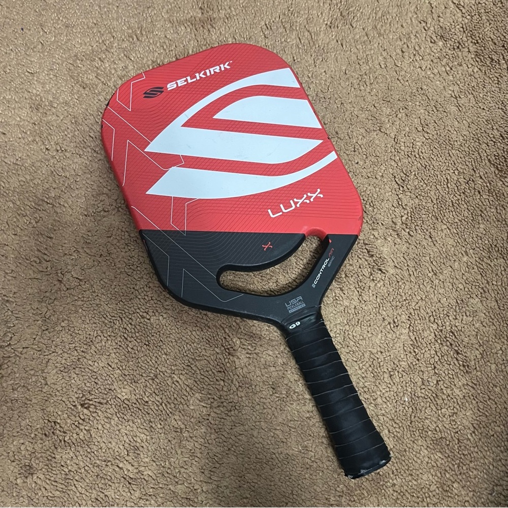 Selkirk Luxx Epic Pickleball Paddle -